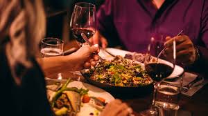 What is food and beverage service? - Glion